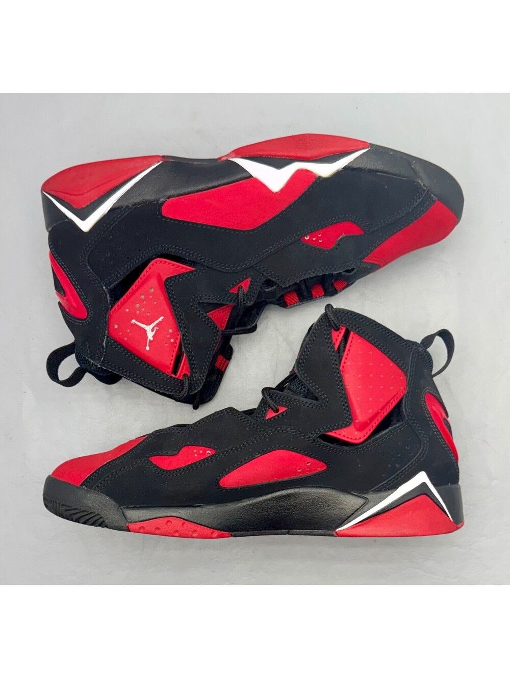 Air Jordan True Flight 'Black University Red' Size 6.5Y CU4934-001